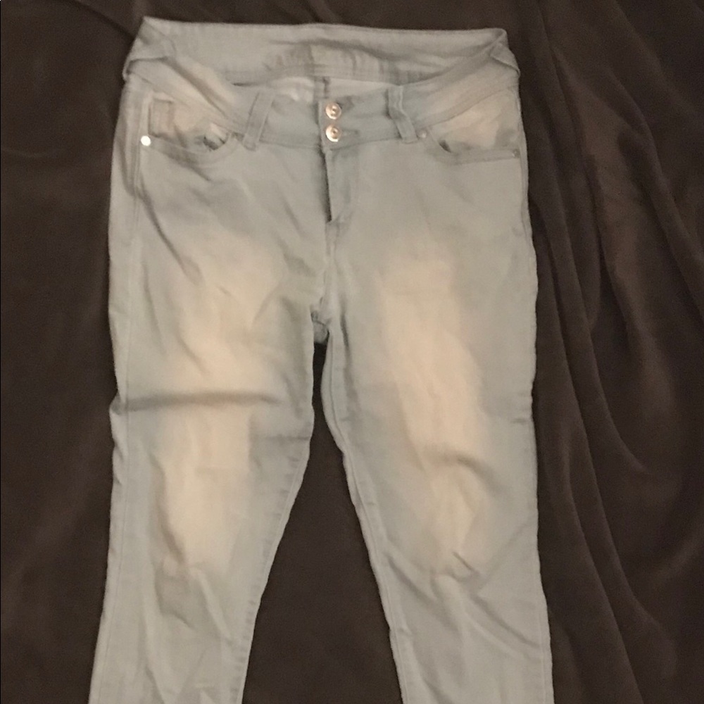 Juniors size 13 like new jeans SO